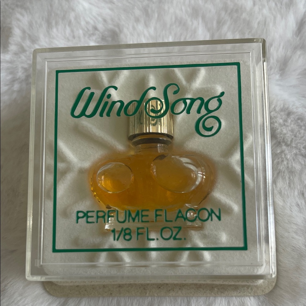 WindSong Perfume Flacon with Amber Liquid - Vintage